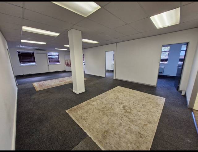 211M² OFFICE TO LET IN BARDENE